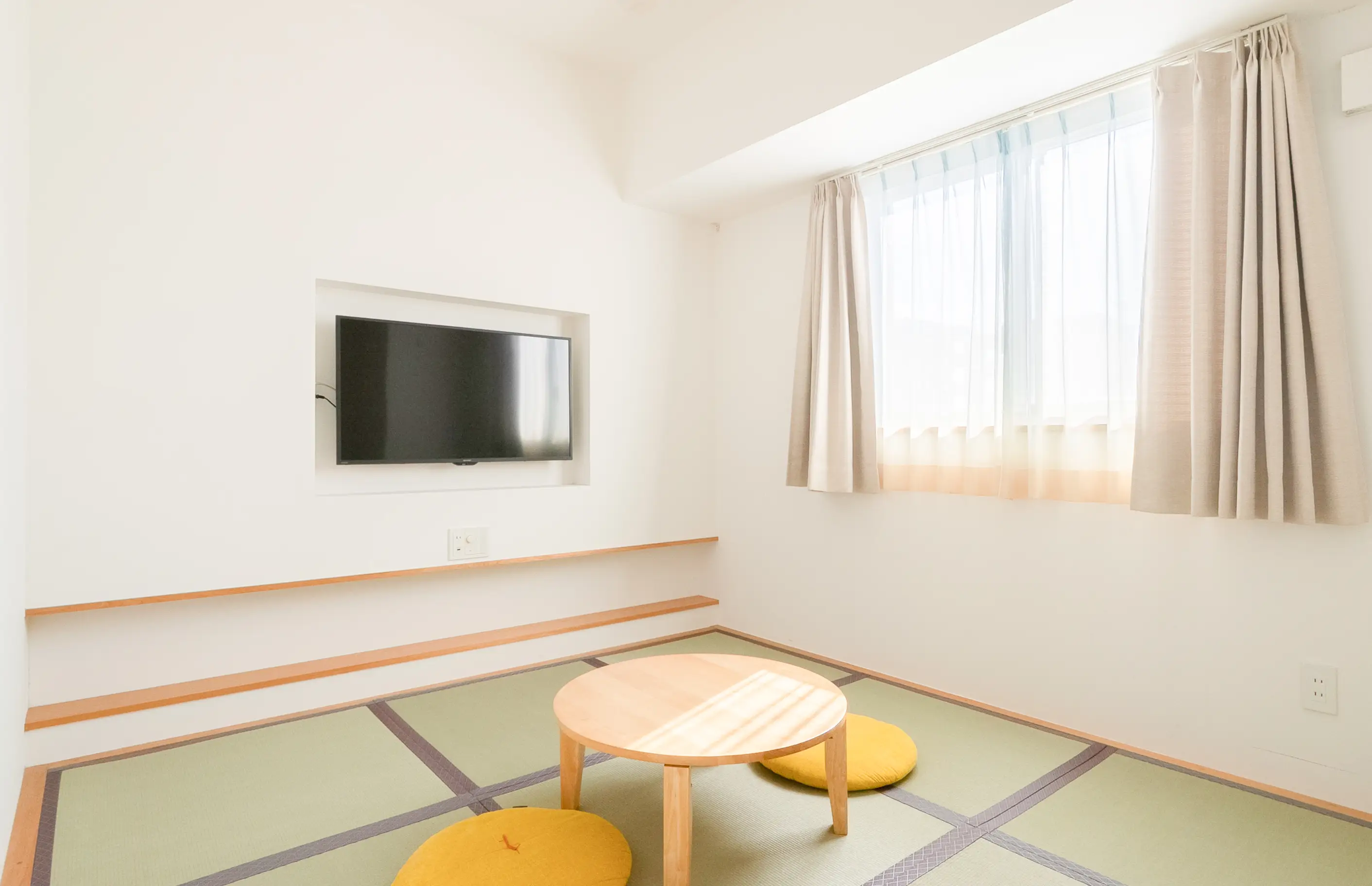 新館<br>和室<br>(シャワーブース)