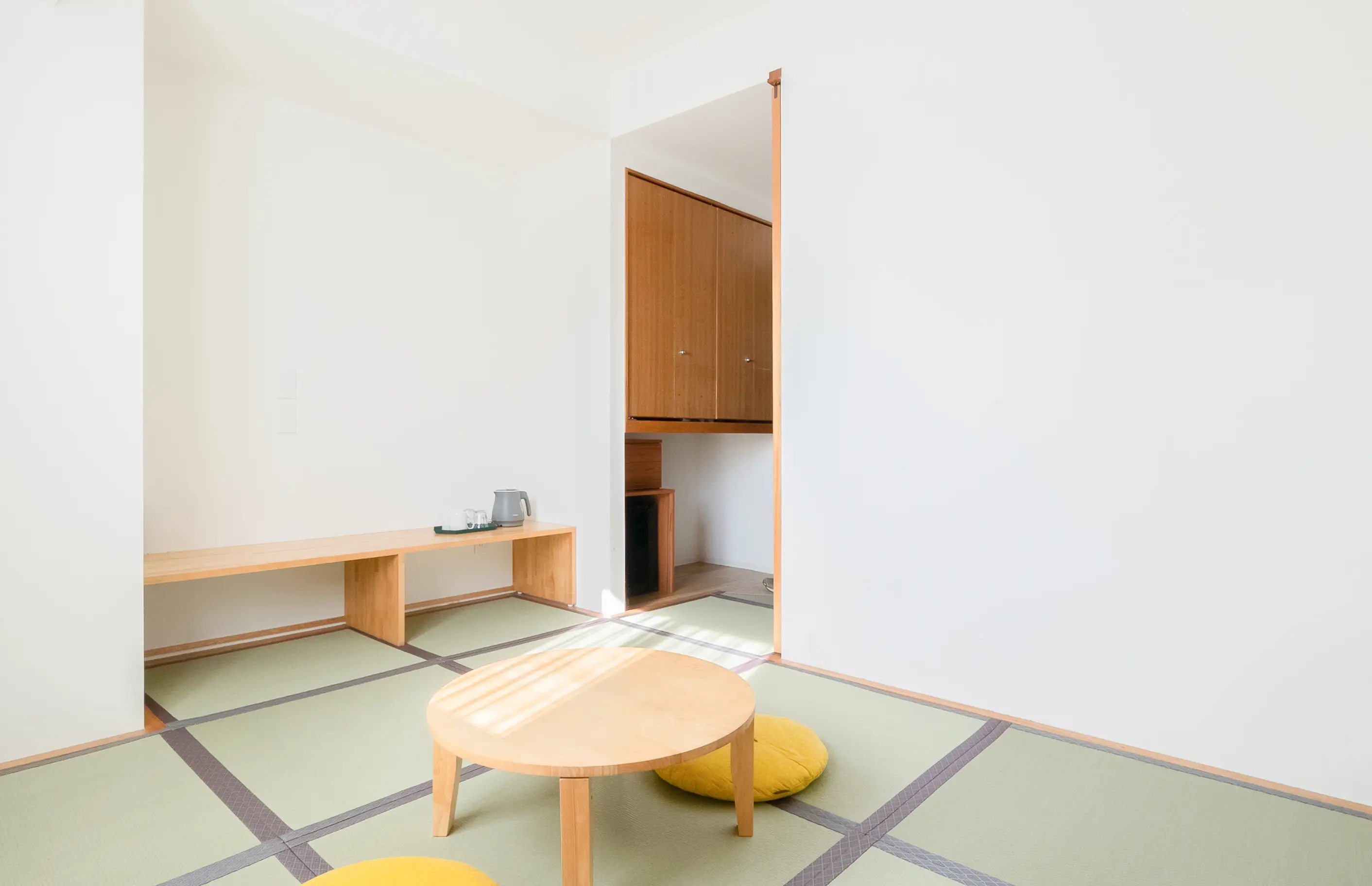 新館<br>和室<br>(シャワーブース)