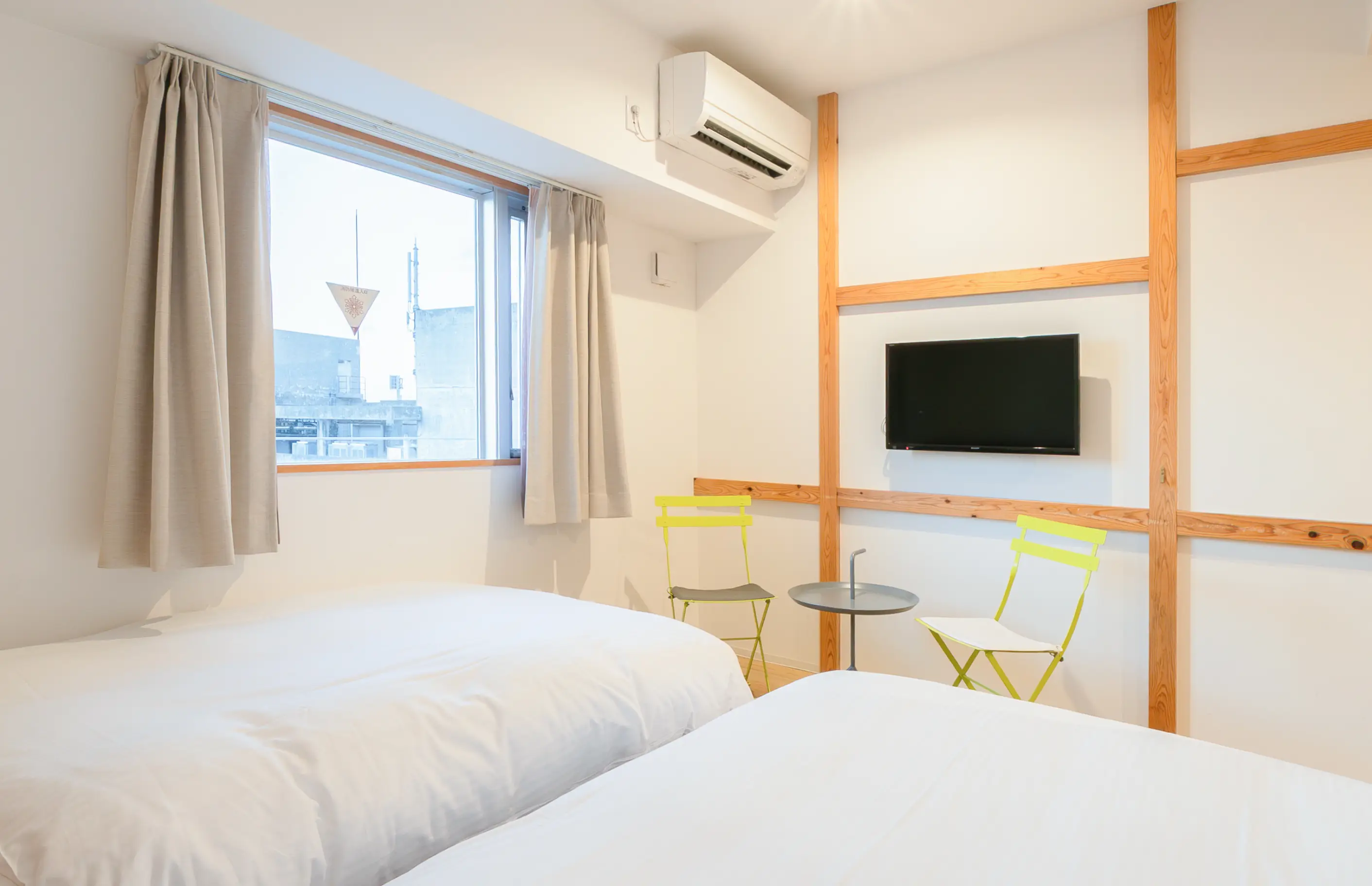 新館<br>ツインAルーム<br>(シャワーブース)