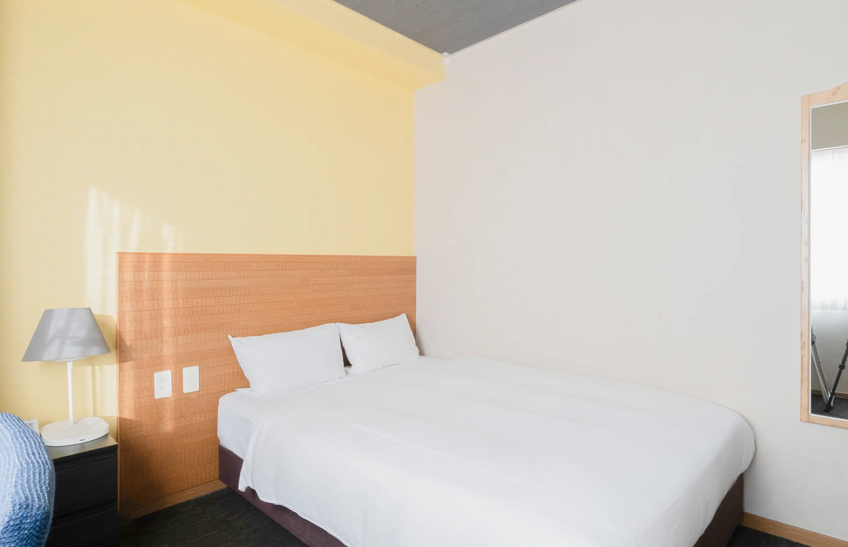 本館<br>ダブルルーム<br>(ユニットバス)